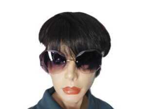 Silk Vintage Elegance - Sunglasses for Classy Women